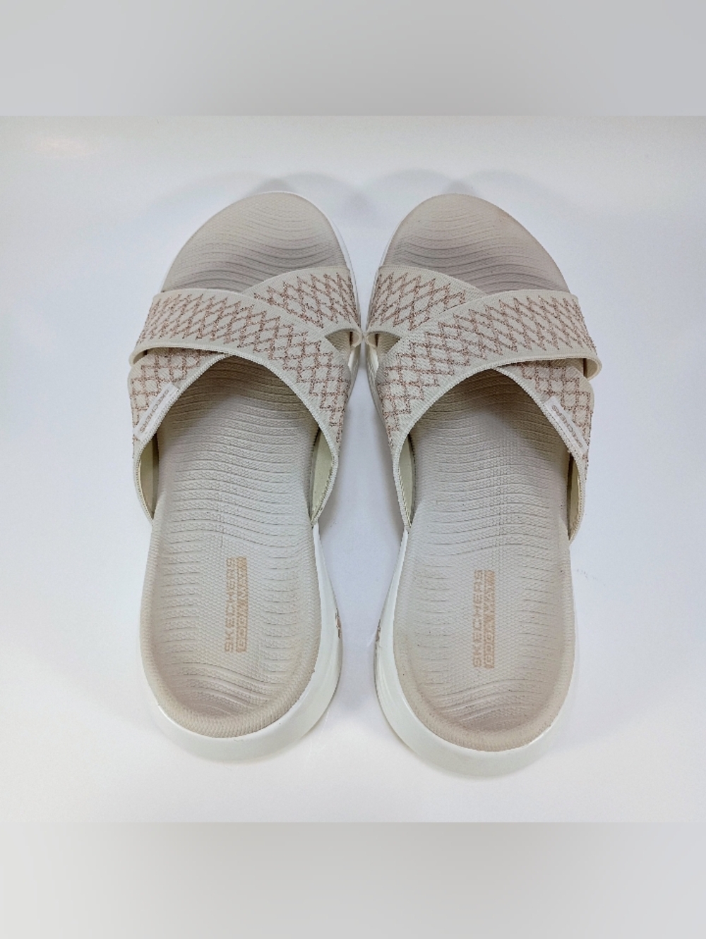 Skechers On The Go 600 Enchanted Womens 8 Natural Beige Metallic Slide Sandals - Picture 8 of 10